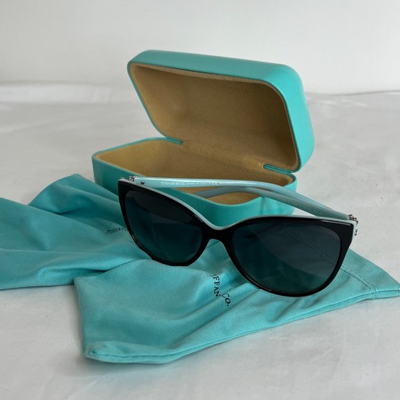 Tiffany & Co. Victoria Cat-Eye Sunglasses - Black Frame - POLARIZED - Picture 8 of 8